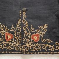 ウエストコート(ネールベスト)黒ポイント刺繍