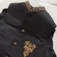 ウエストコート(ネールベスト)黒ポイント刺繍