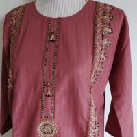 くすみカラーの刺繍クルタ　2点セット