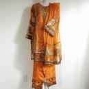 蜜柑色の刺繍サルワールカミーズ　3点セット