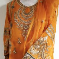 蜜柑色の刺繍サルワールカミーズ　3点セット