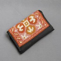 ウール刺繍財布